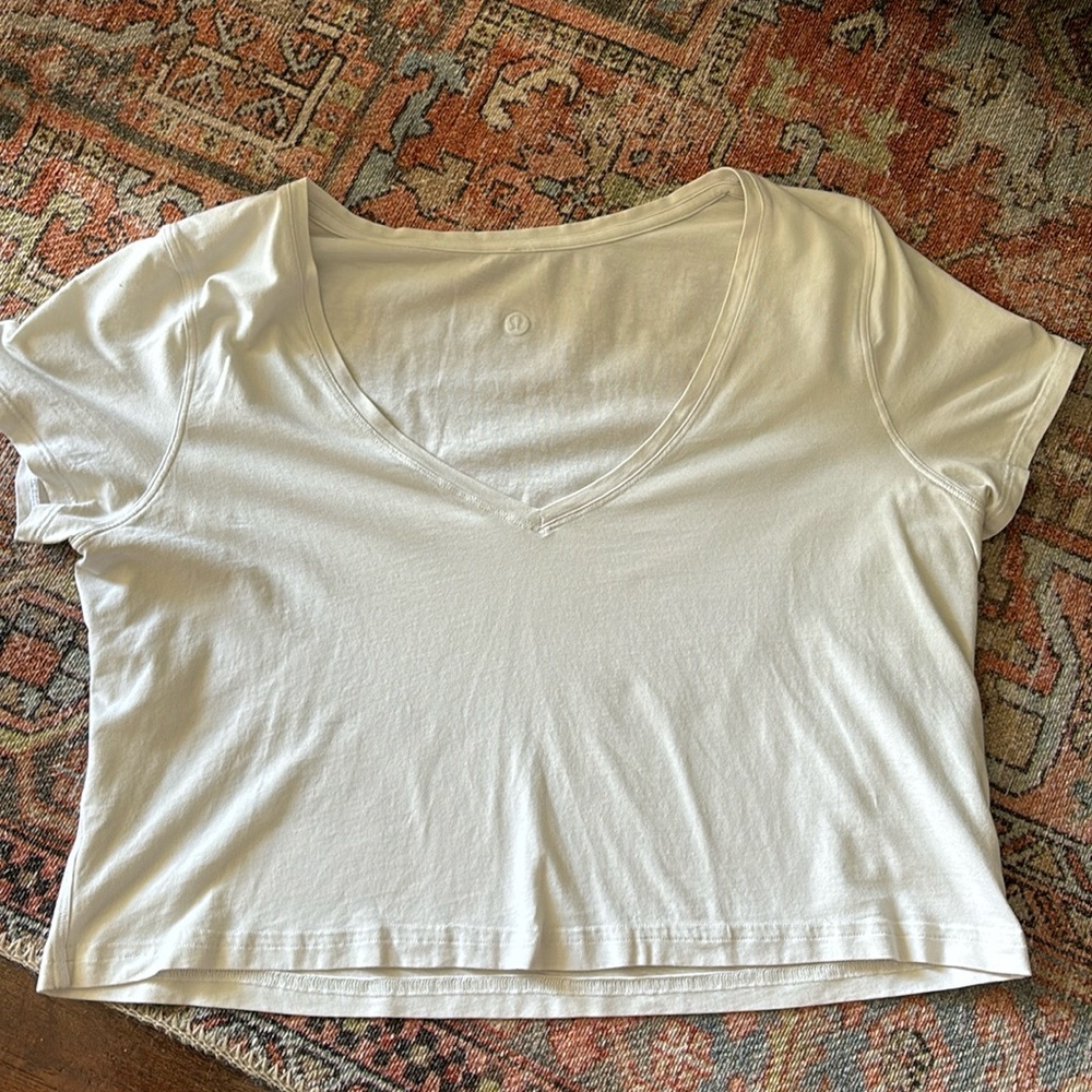 Lululemon cropped V neck white